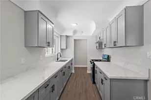 1329 W 88th, Los Angeles, CA 90044 - Photo 11