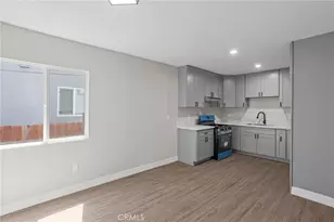 1329 W 88th, Los Angeles, CA 90044 - Photo 25