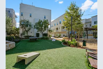 633 S Motif, Anaheim, CA 92805 - Photo 33