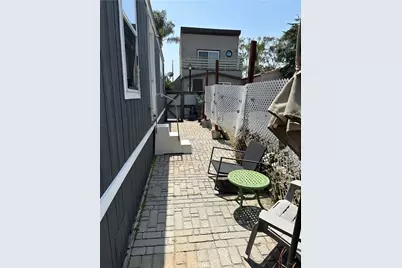 124 Cottonwood Lane, Seal Beach, CA 90740 - Photo 5