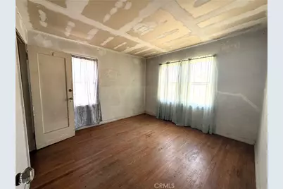 2211 W 79th Street, Inglewood, CA 90305 - Photo 17