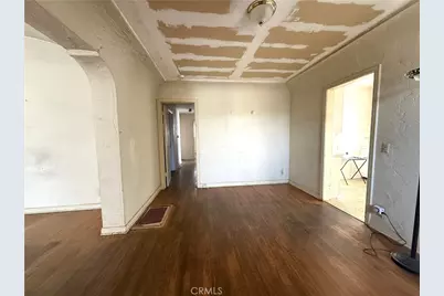 2211 W 79th Street, Inglewood, CA 90305 - Photo 5