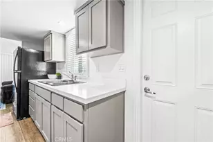 4925 Holly, Long Beach, CA 90805 - Photo 27