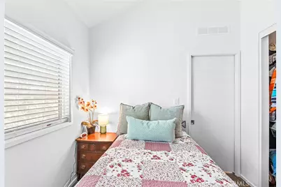 4925 Holly, Long Beach, CA 90805 - Photo 41