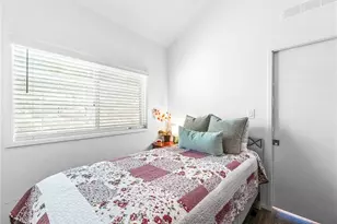 4925 Holly, Long Beach, CA 90805 - Photo 43