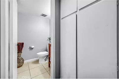943 W Lamark Lane, Anaheim, CA 92802 - Photo 17