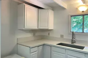 719 Woodland Rd, Crestline, CA 92325 - Photo 11
