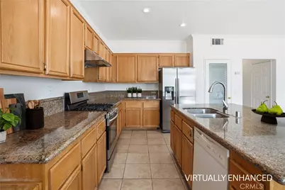 22880 Canyon View Drive, Corona, CA 92883 - Photo 9