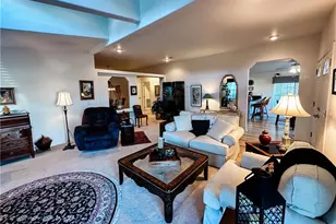 18601 Newland Street, Huntington Beach, CA 92646 - Photo 25