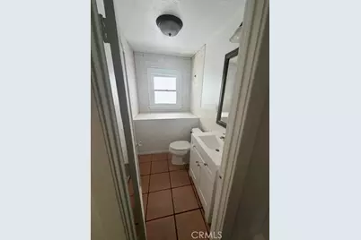 341343 Redondo Avenue, Long Beach, CA 90814 - Photo 11