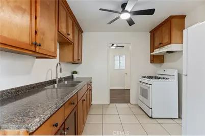 1007 Lewis Avenue, Long Beach, CA 90813 - Photo 7