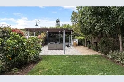 809 Brickyard Lane, Costa Mesa, CA 92627 - Photo 35