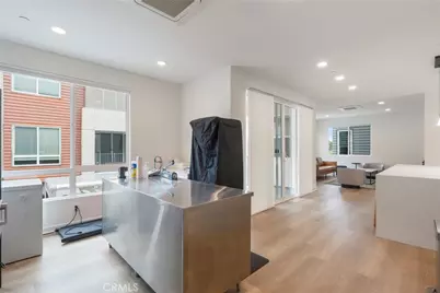 809 Brickyard Lane, Costa Mesa, CA 92627 - Photo 17