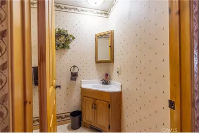 39147 Cedar Dell, Fawnskin, CA 92333 - Photo 15