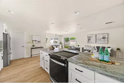 24180 Cruise Circle Drive, Canyon Lake, CA 92587 - Photo 17