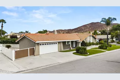 24180 Cruise Circle Drive, Canyon Lake, CA 92587 - Photo 3