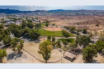 24180 Cruise Circle Drive, Canyon Lake, CA 92587 - Photo 57