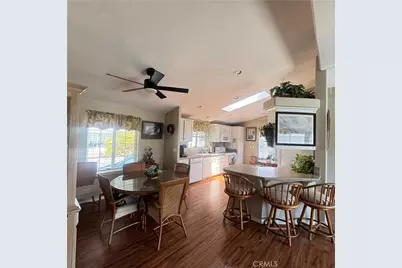 11 Pine Via, Anaheim, CA 92801 - Photo 7