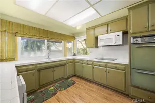 1700 S Carnelian St, Anaheim, CA 92802 - Photo 9