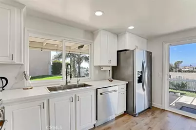 904 S Ridgecrest Circle, Anaheim, CA 92807 - Photo 17