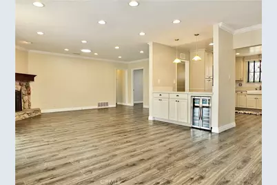 852 Kallin Avenue, Long Beach, CA 90815 - Photo 11