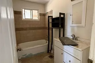 2892 Benito, Mojave, CA 93501 - Photo 9