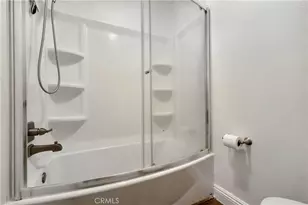 5585 E Pacific Coast Hwy, Long Beach, CA 90804 - Photo 13