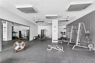 5585 E Pacific Coast Hwy, Long Beach, CA 90804 - Photo 21