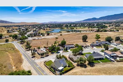 22917 Clover Spring Place, Tehachapi, CA 93561 - Photo 27