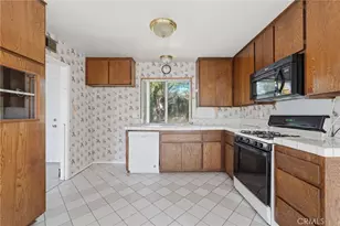 18512 Kamstra, Cerritos, CA 90703 - Photo 7