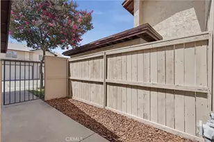 321 W Hermitage, Azusa, CA 91702 - Photo 31