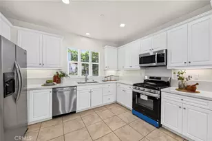 344 N Santa Maria, Anaheim, CA 92801 - Photo 11