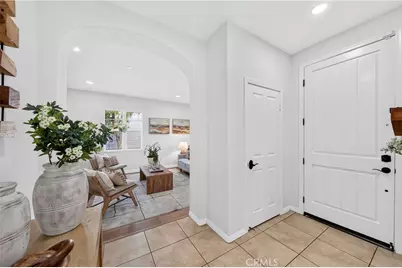 344 N Santa Maria, Anaheim, CA 92801 - Photo 9