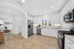 344 N Santa Maria, Anaheim, CA 92801 - Photo 13