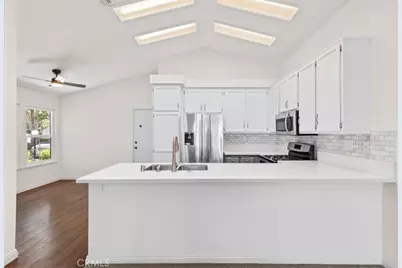 2720 E Walnut #18, Orange, CA 92867 - Photo 25