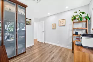 2043 Raymond, Signal Hill, CA 90755 - Photo 25