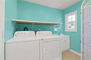 2856 W Rowland Cir, Anaheim, CA 92804 - Photo 11