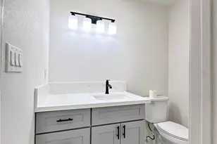 1919 Sherry Ln, Santa Ana, CA 92705 - Photo 13