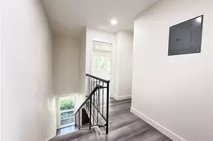 1919 Sherry Ln, Santa Ana, CA 92705 - Photo 21