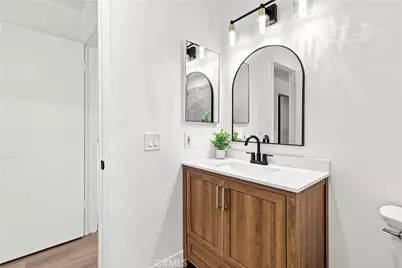 229 S Palm Avenue, Santa Paula, CA 93060 - Photo 35