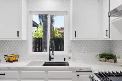 229 S Palm Avenue, Santa Paula, CA 93060 - Photo 17