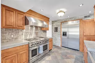 2117 Deodar, Santa Ana, CA 92705 - Photo 19