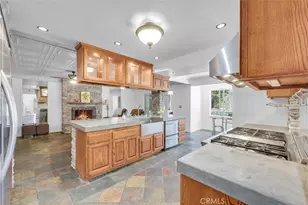 2117 Deodar, Santa Ana, CA 92705 - Photo 21