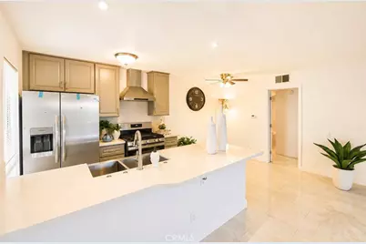 2827 S Fairview Street #G, Santa Ana, CA 92704 - Photo 15