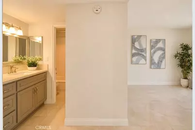 2827 S Fairview Street #G, Santa Ana, CA 92704 - Photo 23