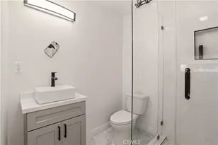 339 E 103 St, Los Angeles, CA 90003 - Photo 13