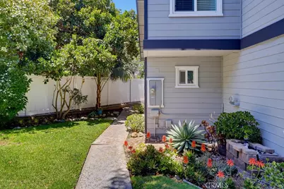 1118 Sandi Lane, Costa Mesa, CA 92627 - Photo 3