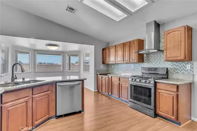 14379 Mauna Loa, Hesperia, CA 92345 - Photo 7