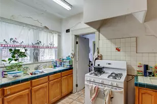 3830 S Figueroa St, Los Angeles, CA 90037 - Photo 7
