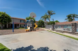 700 W La Veta, Orange, CA 92868 - Photo 21